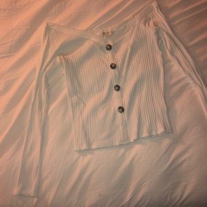 Off the shoulder long sleeve